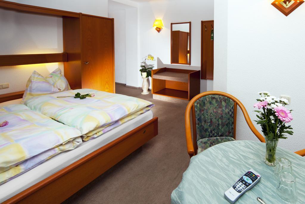 Pension Cafe Suzette Gotha Rom bilde